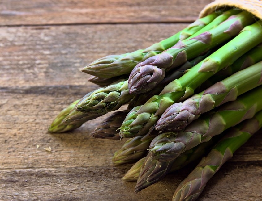 albal-asperges-fraiches-bois-content