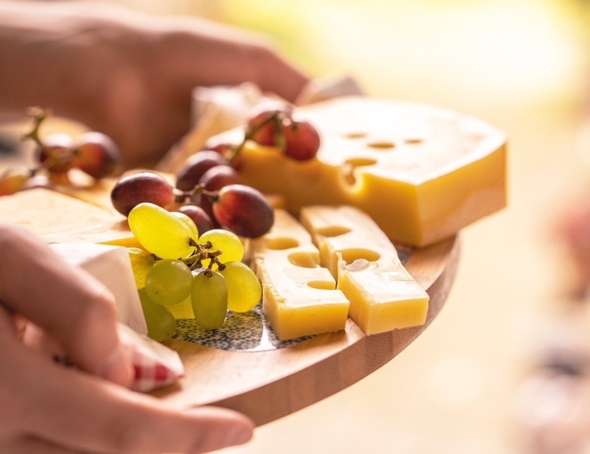 albal-plateau-fromage-raisin-vert-content