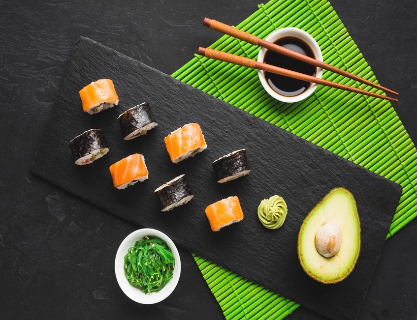 albal-sushis-rouleaux-avec-avocat-content